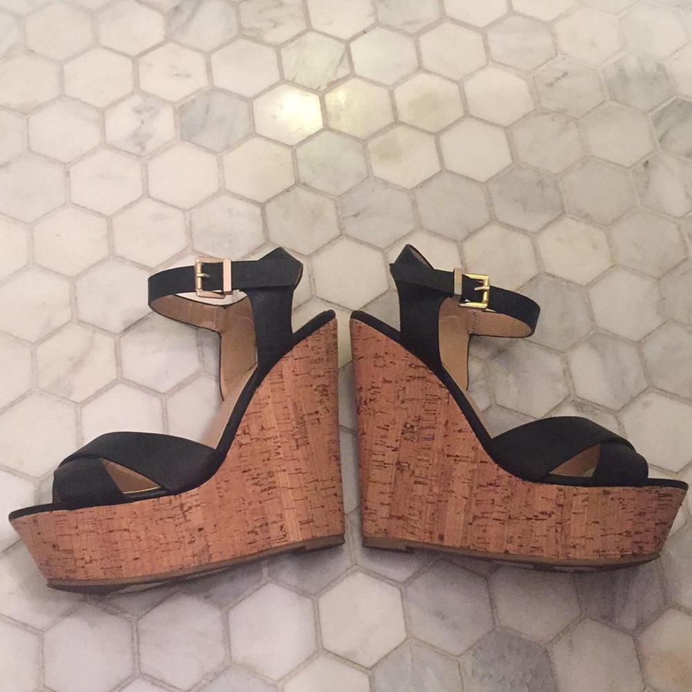 Like New - Forever 21 Black Wedge Heel - Size 8
